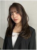 レイヤーカット×透明感ブラウンベージュ