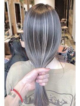 ラグーン(LAGOON) バレイヤージュグレージュハイライトダブルカラーケアブリーチ