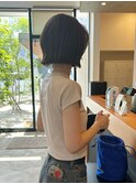 外ハネ×切りっぱなしボブ×オリーブグレージュ