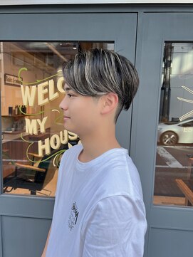 ラビッツセカンドハウス(Rabbits Second house) フェザーパーマ×ハイライト