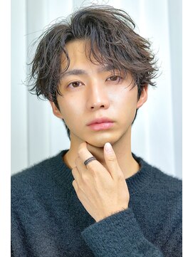 アイトーキョー 横浜(AI TOKYO) フェザーパーマ×無造作バング