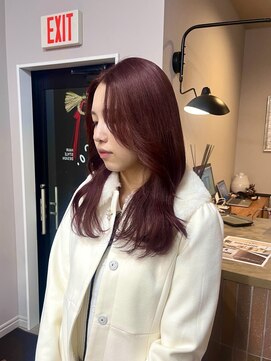 シャルム バイ ルチア(Charme by Luccica) wine red color