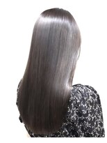 アリー 原宿 表参道(ALLY)&nbsp;ALLY松村　髪質改善×ブリーチなしカラーで叶うグレージュカラー