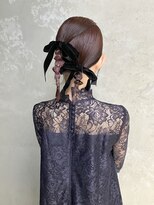 コトナ(kotona)&nbsp;【ミディアムレイヤーツインポニー】ヘアアレンジヘアセット渋谷