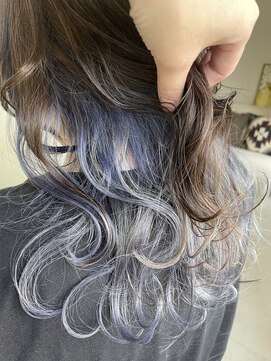 クリック(Click) ブルーグレージュ/クラゲヘアー/ブリーチ/小顔/暗髪/小倉