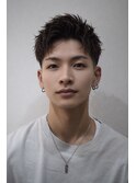 20代30代短髪ツーブロ刈り上げセンターアップバング
