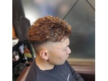 ☆ギャング/極道パーマ☆強めの存在感で、男らしさを引き出す☆　メンズパーマ/極道パーマ/スキンフェード