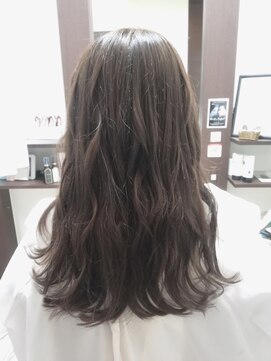 デドゥ 小幡店(deDeux) グレージュ