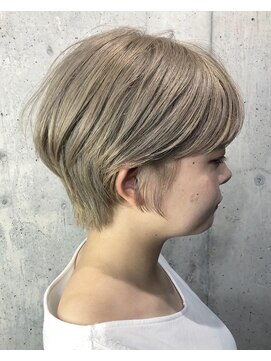 サロンドミルク 原宿(salon de MiLK) ハイトーン×ショート