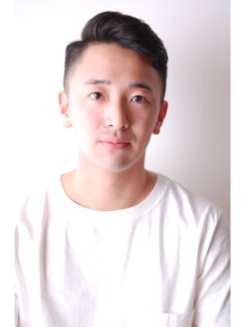 メリケンバーバーショップ コウベ(MERICAN BARBERSHOP KOBE) ツーブロックツイストパーマビジネスかき上げフェード#m522