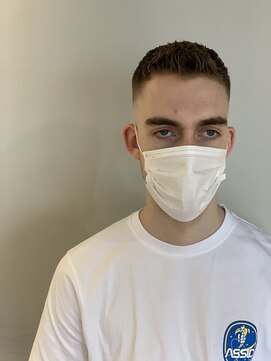 リバレッジ 広尾(Leverage) 外国人ラフベリーショートスキンフェード