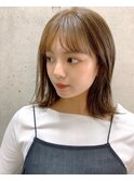 外ハネミディアムボブ