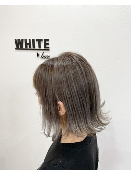 アンダーバーホワイト 阪神西宮店(_WHITE) バレイヤージュカラー　グレージュ　デザインカラー