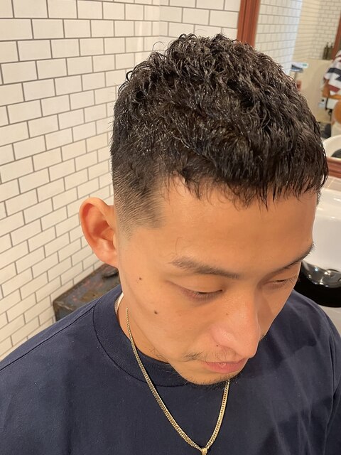 アイロンパーマ　barberスタイル