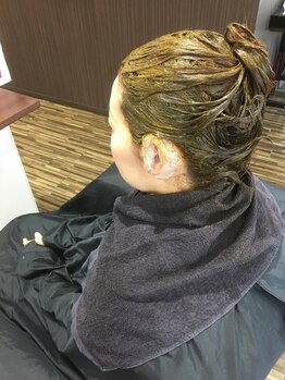 リレーションヘアーデザイン(Relation hair design)の写真/髪と頭皮に優しい上品なヘナで子供のようなツヤとハリ・コシあふれる髪に☆