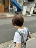 丸みショートボブシースルーバングボーイッシュアッシュブラウン
