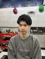 トライブ(TRIBE)&nbsp;メンズツーブロック前下がりニュアンスパーマ