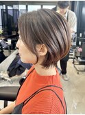 40代50代60代耳かけショート前髪なしハンサムショート白髪ぼかし
