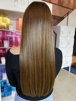 ジェリカ(Jlica)の写真/話題の酸性ストレート導入◎しっとりした質感で真っ直ぐすぎない自然なストレートが叶う！