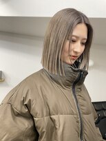 ジーナ 天王寺(Zina)&nbsp;切りっぱなしボブ×グレージュ