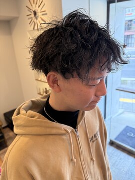 トルヴェ(Toruve) ◇波巻きスパイラル メンズマッシュパーマ