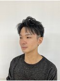 30代◎毛流れセンターパートでフェザーカット