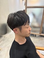 ロミバイリー(Romi by Lyee)&nbsp;かけたパーマを活かして◯楽にセットが出来る刈り上げショート
