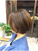 ショートボブ