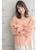 外ハネカール×斜めバングの色っぽくびれセミディ