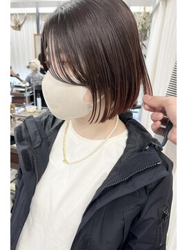 コス(kos) 大人かわいい前下がりボブ/似合わせカット/デザインカラー
