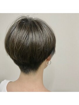 ボンドヘアー(Bond hair) シンプル“ベリーハンサムショート”