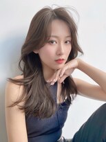 韓国ヘア似合わせレイヤーカット前髪顔周りカット大人美人