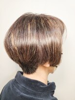 松本平太郎美容室 吉祥寺パートファイブ(PART5) 刈り上げショートボブ×イノアカラー×白髪ぼかしハイライト