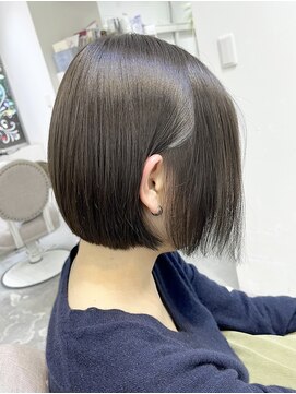 ガーデン バイ イル(GARDEN by illu Co.Ltd) コンパクトミニボブ×暗めグレージュ