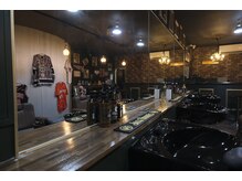 ゴートファミリー 川口(G.O.A.T FAMILY)の雰囲気（コテコテのbarber styleのsalon）