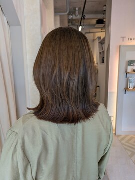 トゥーリ 二日市店(tuuli) 大人綺麗切りっぱなしスタイル
