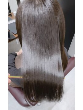 ライア 下北沢(laia) 艶髪【髪質改善 laia 下北沢 美容室 縮毛矯正 マンツーマン】