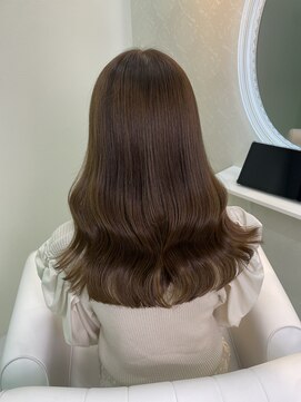 エラ(Ella) chocolate beige 【明るめ】