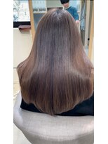 アム 表参道(am)&nbsp;小顔薄めバンググレージュレイヤーロング前髪パーマ黒髪