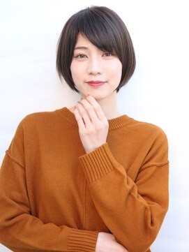 リリオス 中山店(Lirios) ○Lirios（リリオス）中山○ひし形ショートボブ