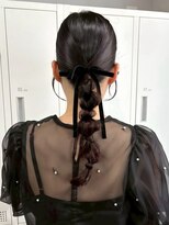 ロイオブジゼル(roi of GiseL)&nbsp;へアアレンジ タイトセット 編みおろし ローポニー 結婚式