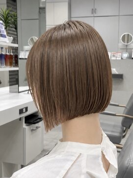 アッシュ 横浜西口店(Ash) 横浜前下がりボブ首が長く見えるボブ