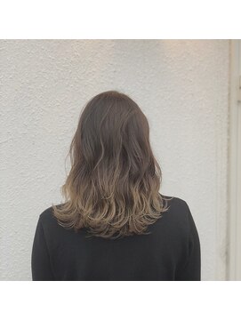 アプリ バイ リアン 浦和(appri by Rien) バレイヤージュ カラー  appri山崎