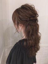 キャンバス バイ ネオリーブ 横浜西口(Canvas by neo.)&nbsp;大人気王道ハーフアップ 結婚式 二次会 卒業式