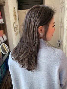 ジアン バイ ミルボン NU茶屋町+(GIEN by milbon) オフェスでも浮かないハイライトグレージュ