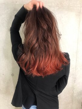 フリーラ 表参道(freera) 【freera阿部】グラデーション カシスレッド