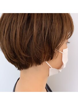 ポーズ(PAUSE) ショートボブ×オレンジベージュ