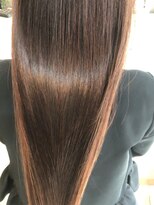 スアバイキキ(SuA by kiki.)&nbsp;レイヤーボブ/外ハネボブ/大人ショート/ニュアンスカラー[千葉]