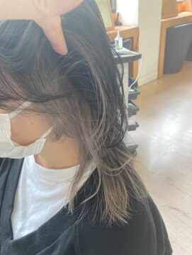 シャンプーボーイ ヒノ(SHAMPOO BOY Hino) インナーカラー×ベージュ