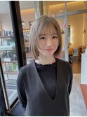 【ハイトーンベージュ/佐藤杏丸】